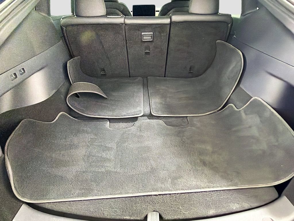 Used 2020 Tesla Model Y Long Range image 27