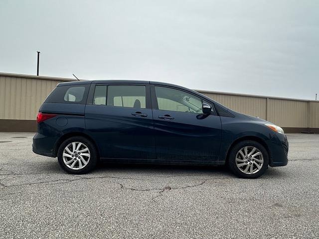 Used 2015 MAZDA MAZDA5 Sport image 11