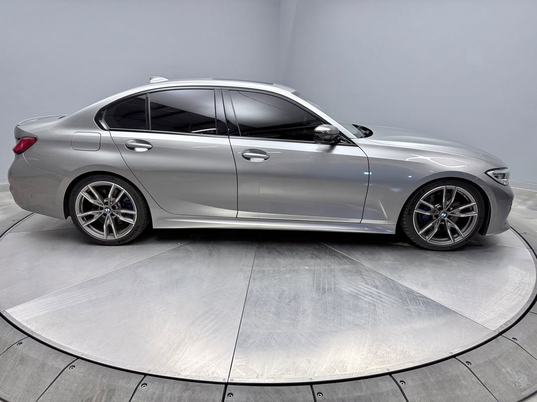 Used 2020 BMW M340i xDrive image 4