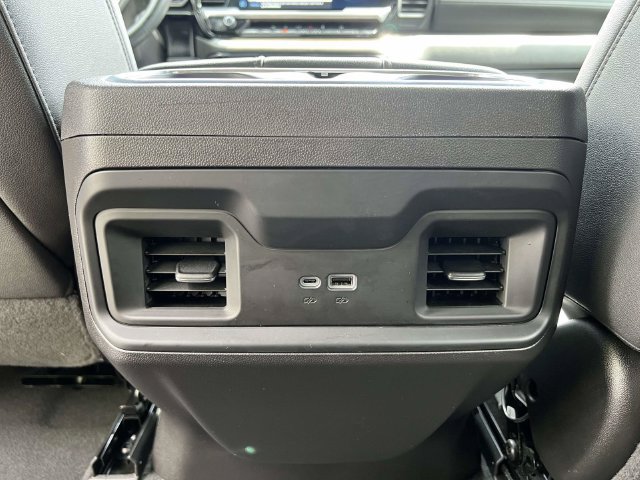 Used 2024 Chevrolet Silverado 1500 LT Trail Boss w/ Convenience Package II AWD/4WD image 33