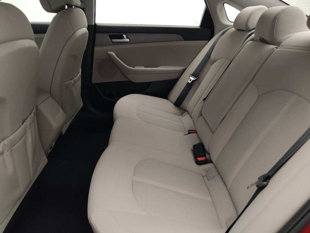 Used 2017 Hyundai Sonata SE FWD image 18
