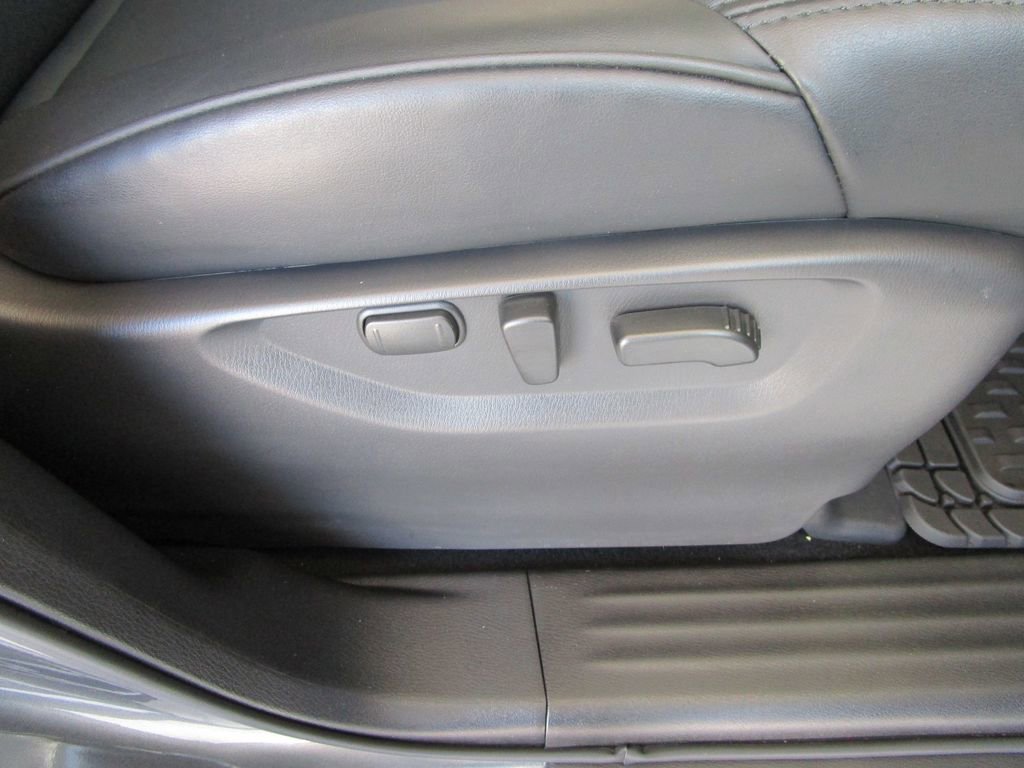 Used 2024 Nissan Armada SV w/ Cargo Package image 25