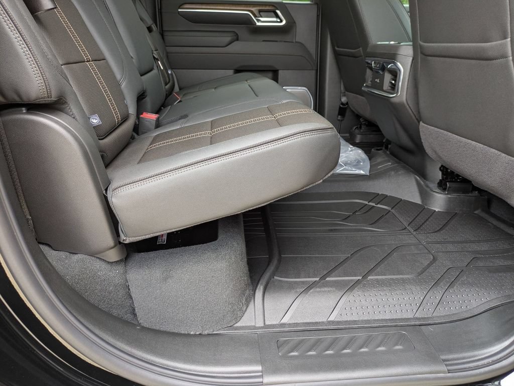 New 2026 Chevrolet Silverado 2500 High Country w/ High Country Premium Package AWD/4WD image 37