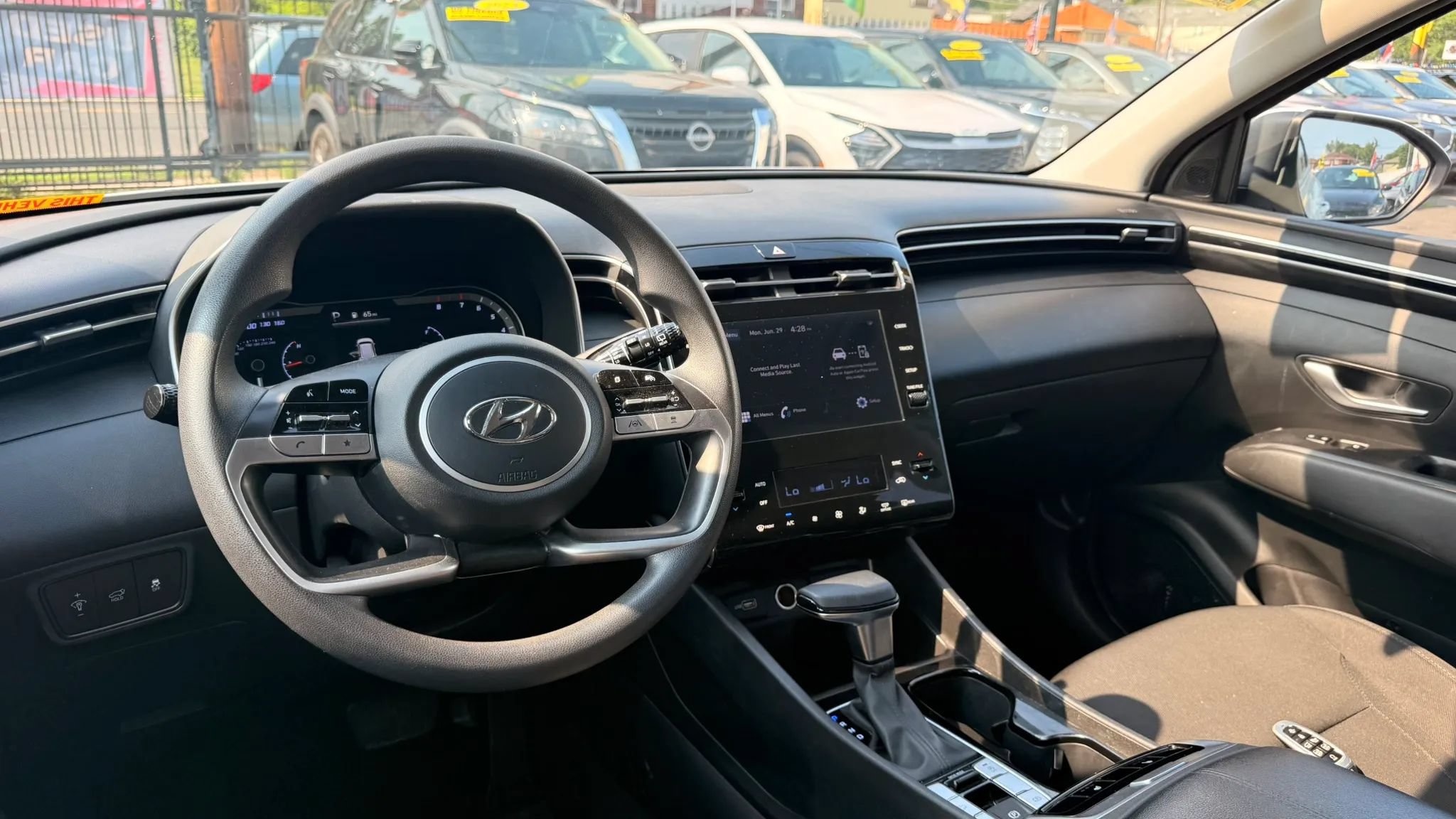 Used 2024 Hyundai Tucson SEL FWD image 17