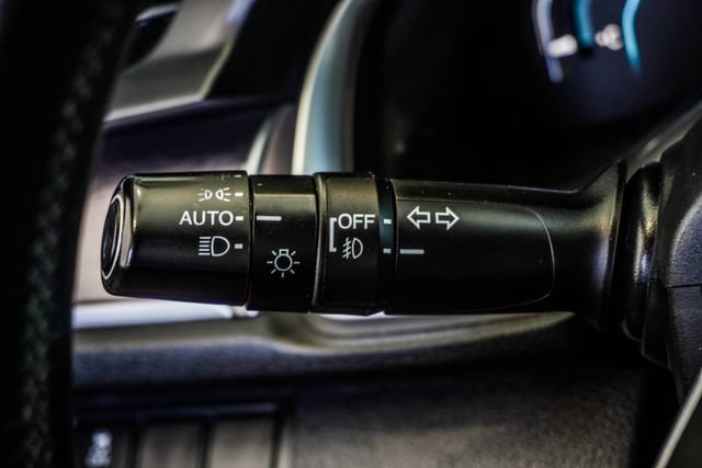 Used 2018 Honda Civic EX-T image 21