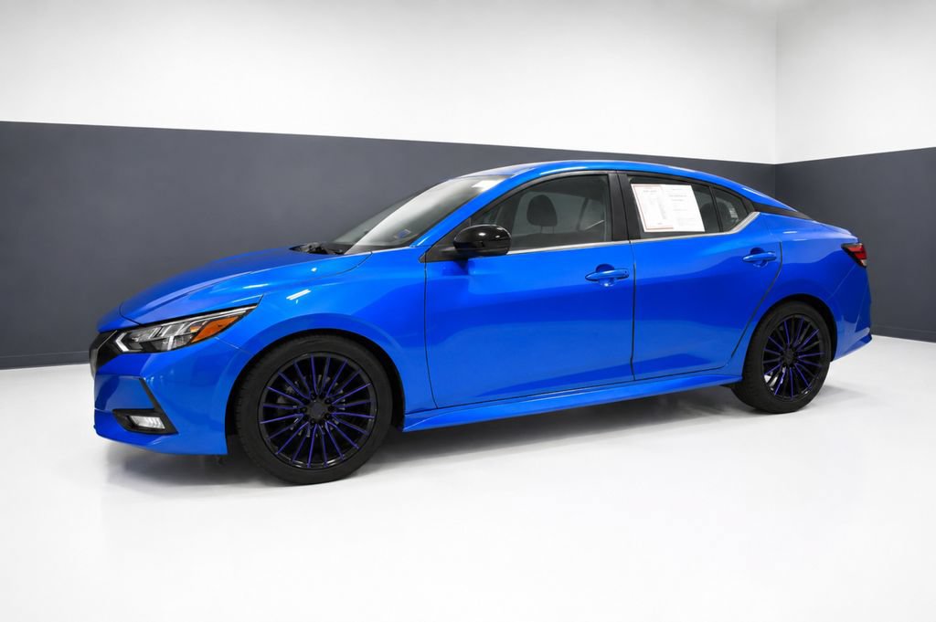 Used 2020 Nissan Sentra SR FWD image 2