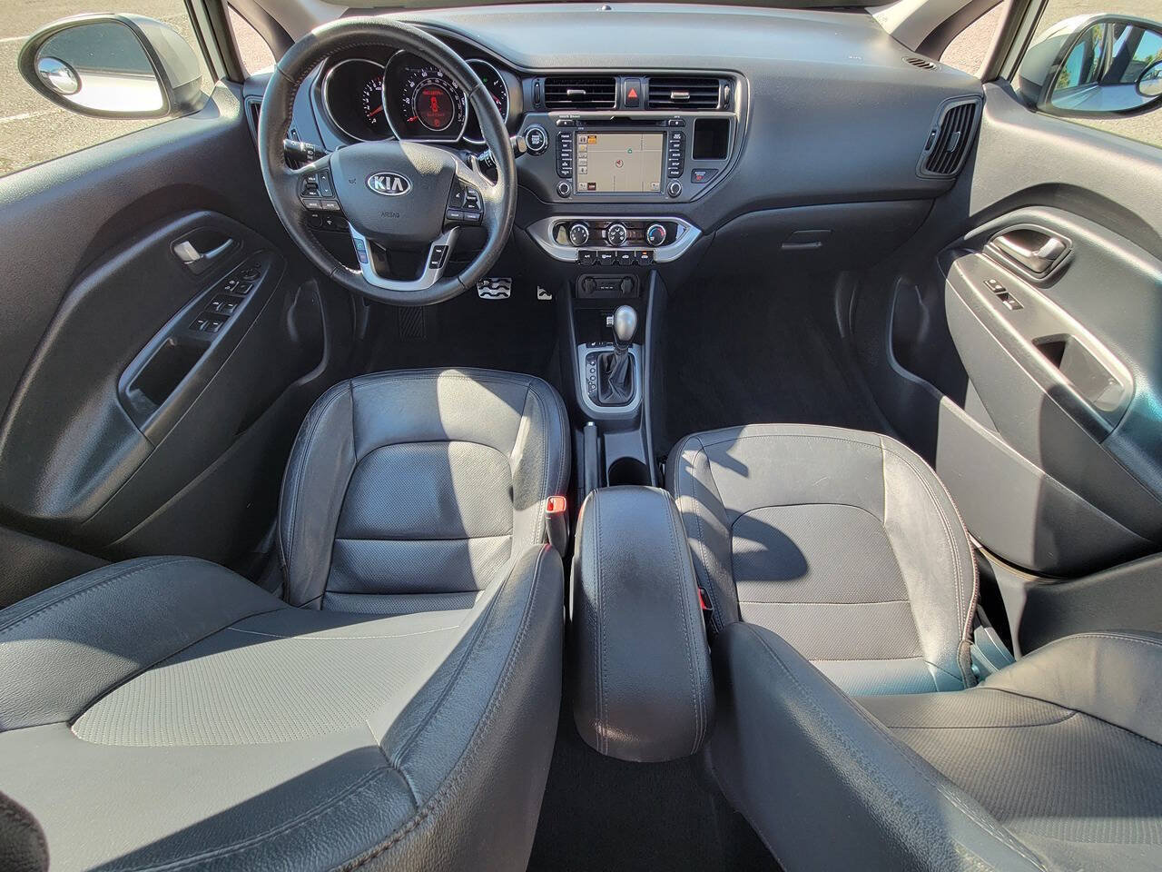Used 2013 Kia Rio SX w/ Premium Pkg FWD image 27
