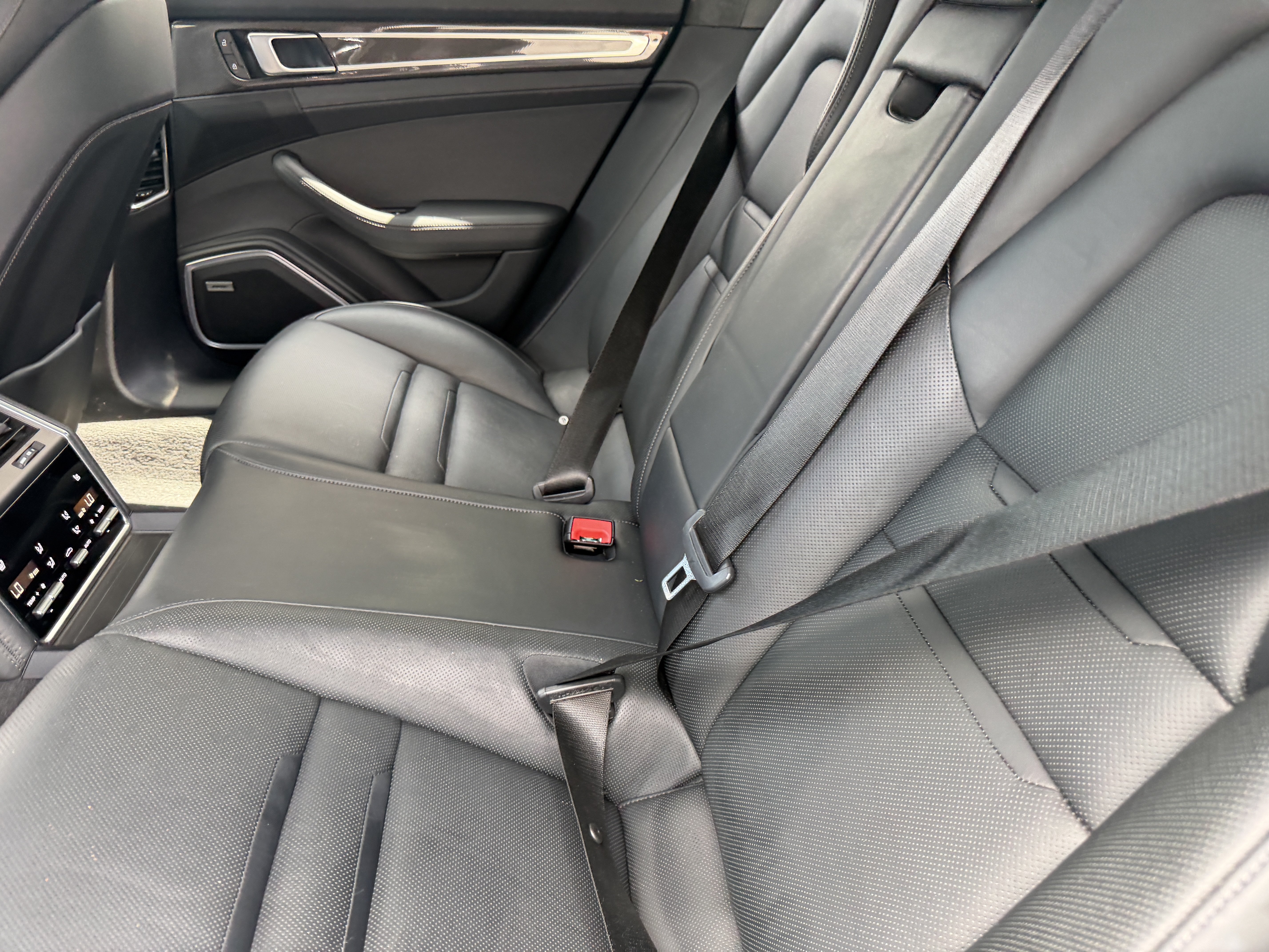 Certified 2023 Porsche Panamera GTS AWD/4WD image 17