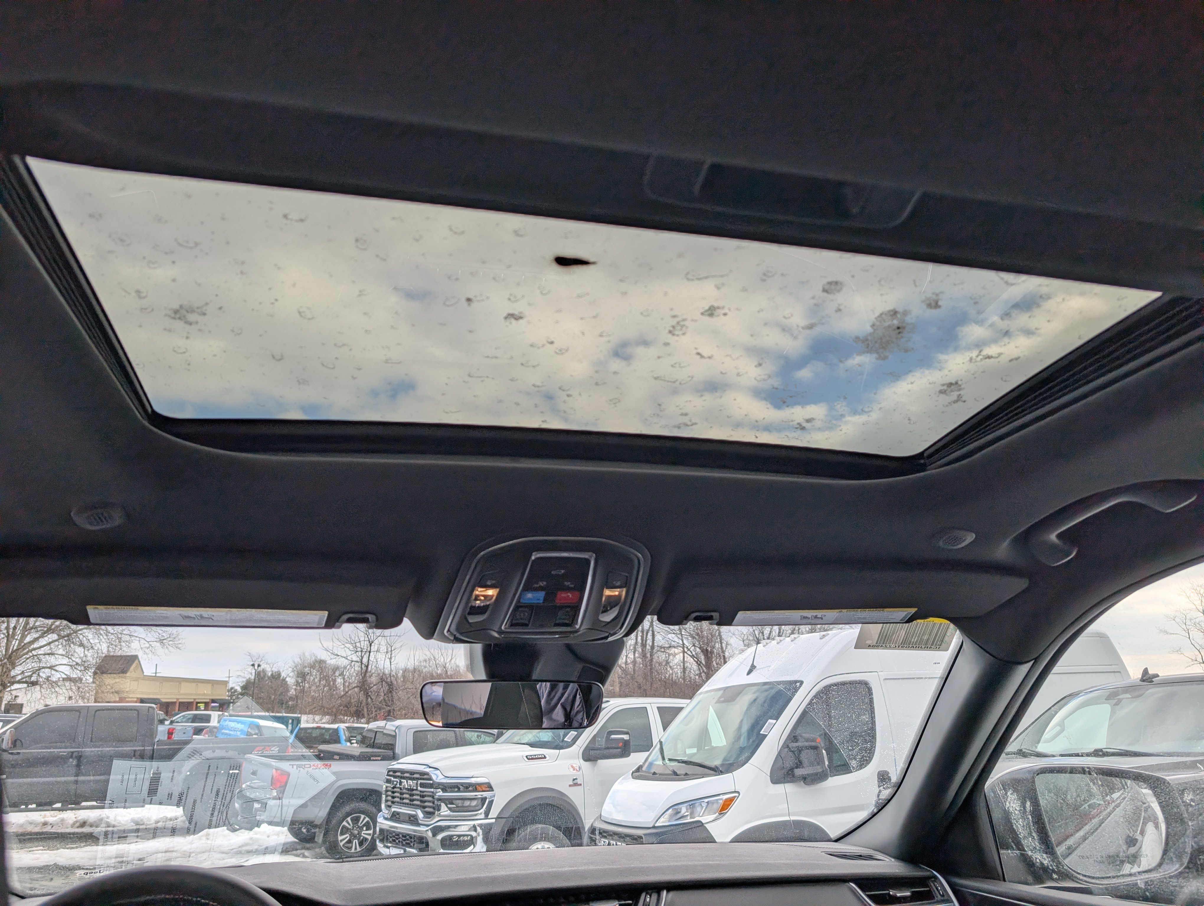 New 2026 Jeep Grand Cherokee Laredo X image 15