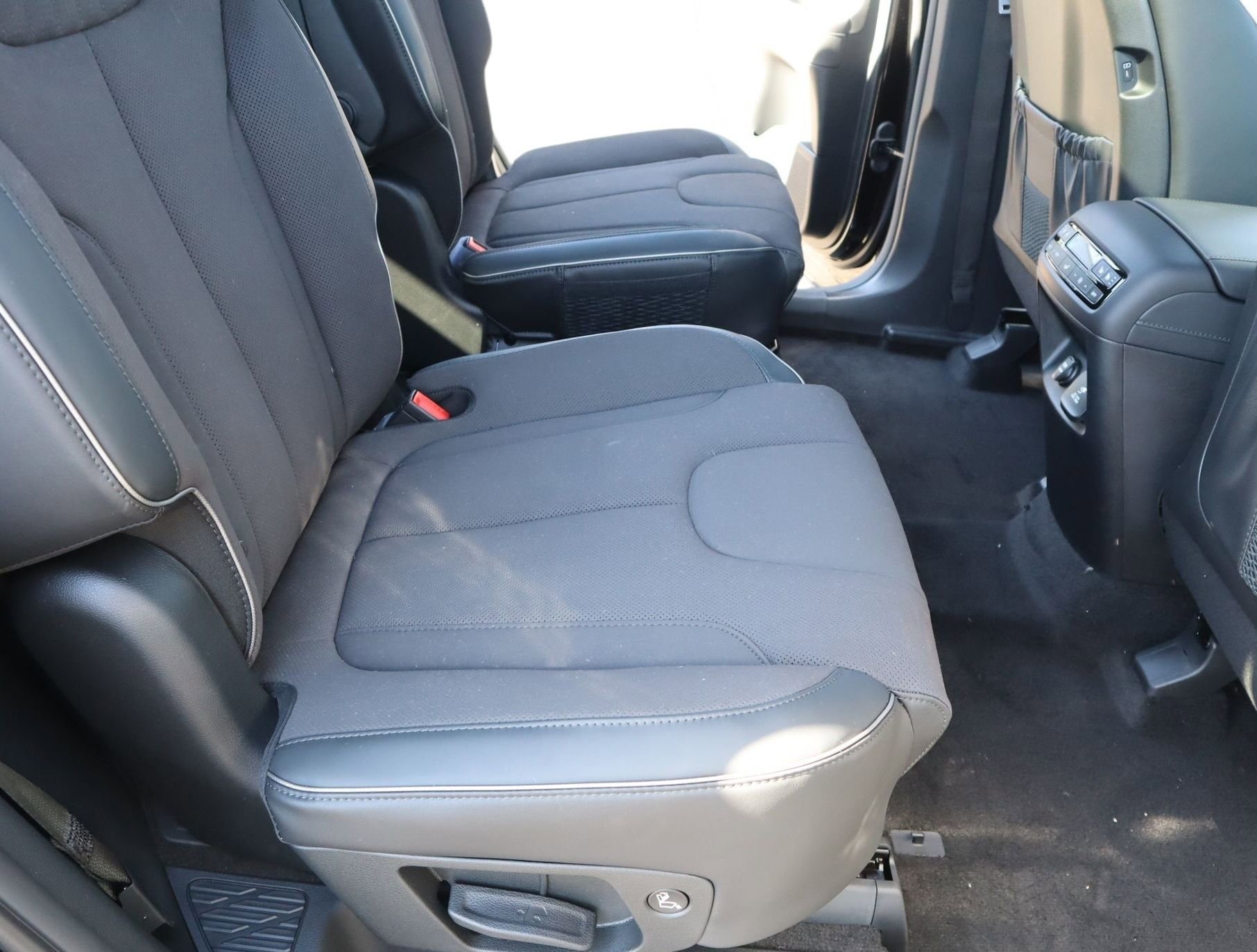 New 2025 Hyundai Palisade Calligraphy image 22