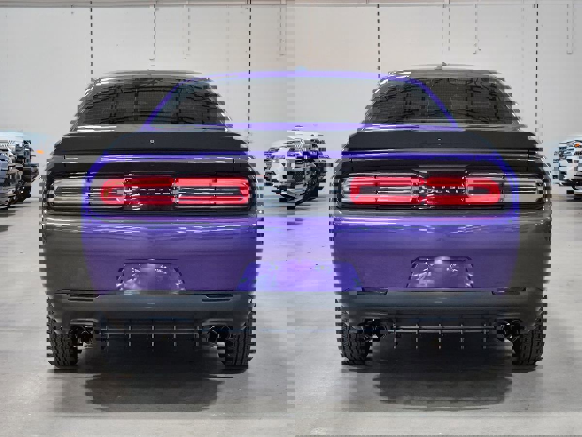 Used 2019 Dodge Challenger SXT image 10
