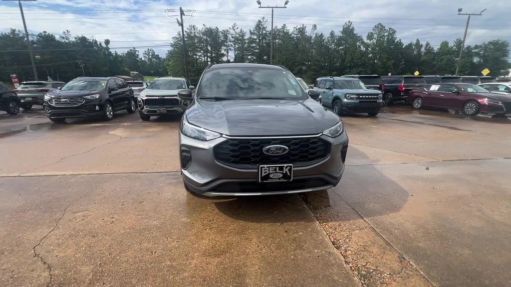 Used 2025 Ford Escape ST-Line AWD/4WD image 9