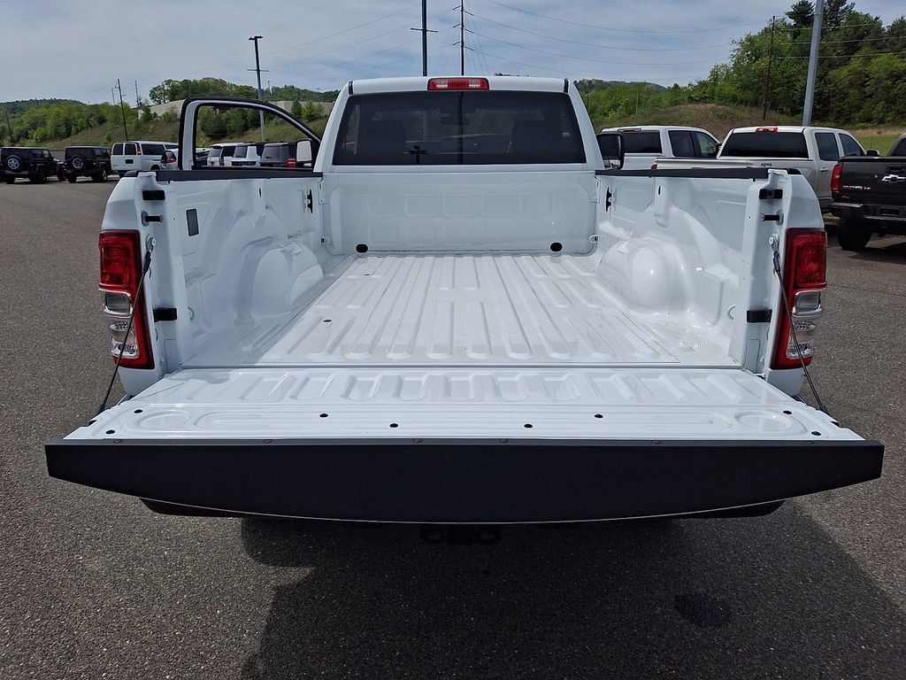 Used 2024 RAM 2500 Tradesman w/ Chrome Appearance Group AWD/4WD image 29