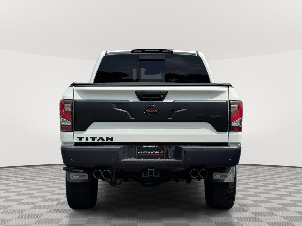 Used 2021 Nissan Titan PRO-4X w/ Pro-4x Convenience Package AWD/4WD image 6