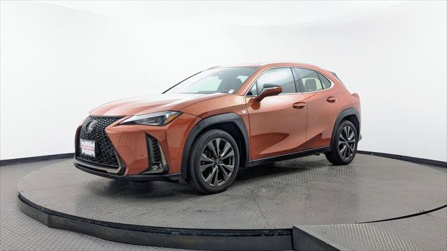Used 2019 Lexus UX 200 F Sport w/ F Sport Premium Package FWD image 2