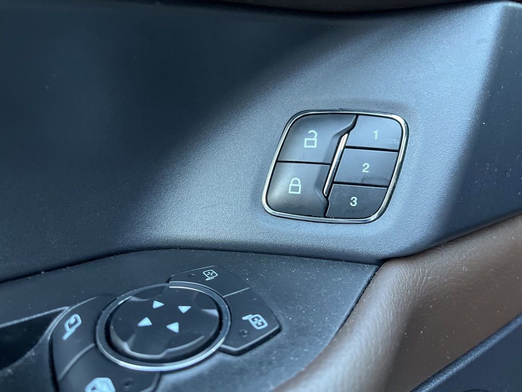 Used 2020 Ford Expedition Max King Ranch image 12