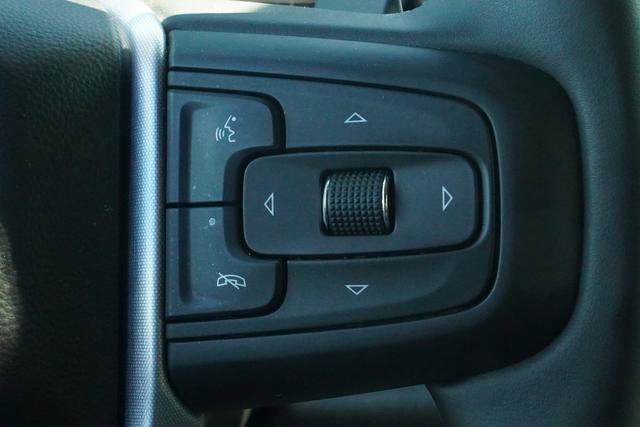 Used 2025 GMC Sierra 1500 SLT w/ SLT Premium Plus Package image 18