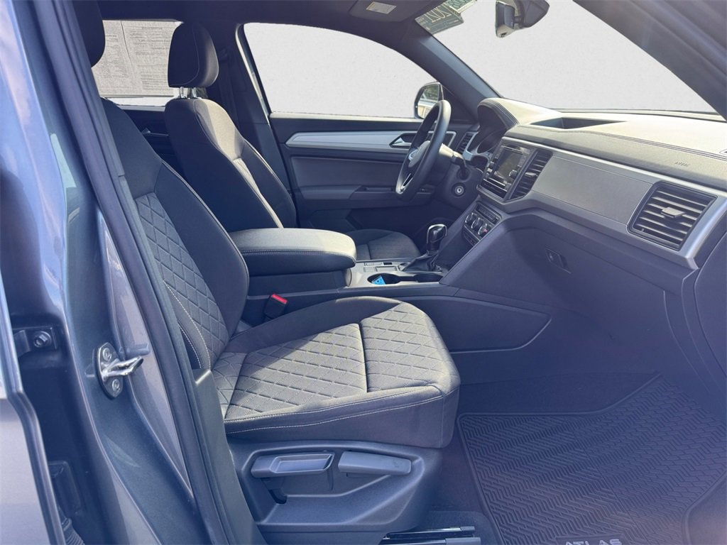 Certified 2021 Volkswagen Atlas Cross Sport S image 15