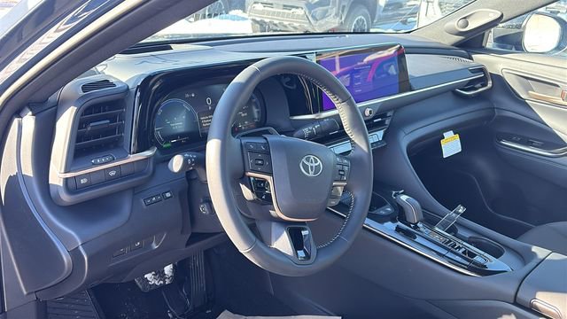 New 2026 Toyota Crown Platinum image 12
