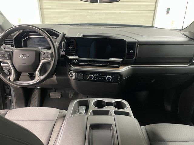 Used 2023 Chevrolet Silverado 1500 RST image 13