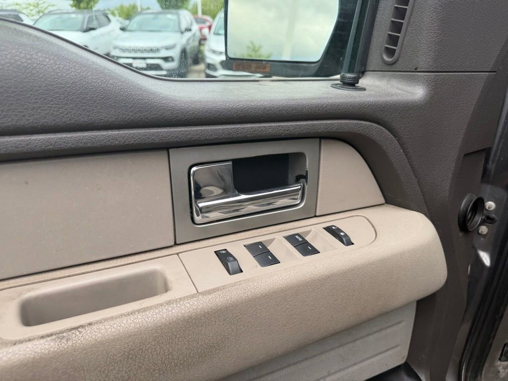 Used 2010 Ford F150 XLT AWD/4WD image 6
