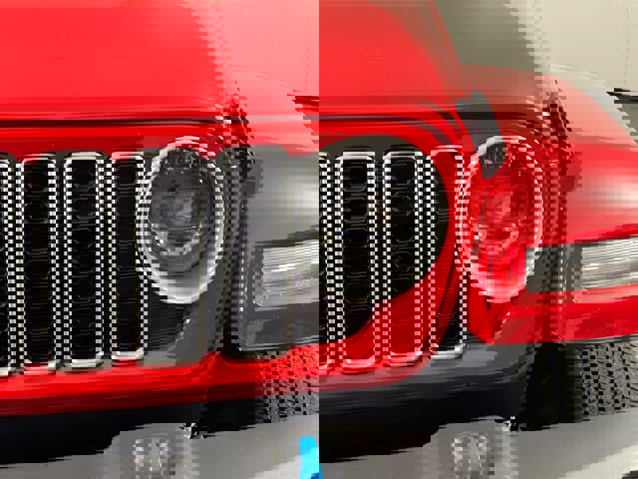 Used 2024 Jeep Wrangler Sahara image 10