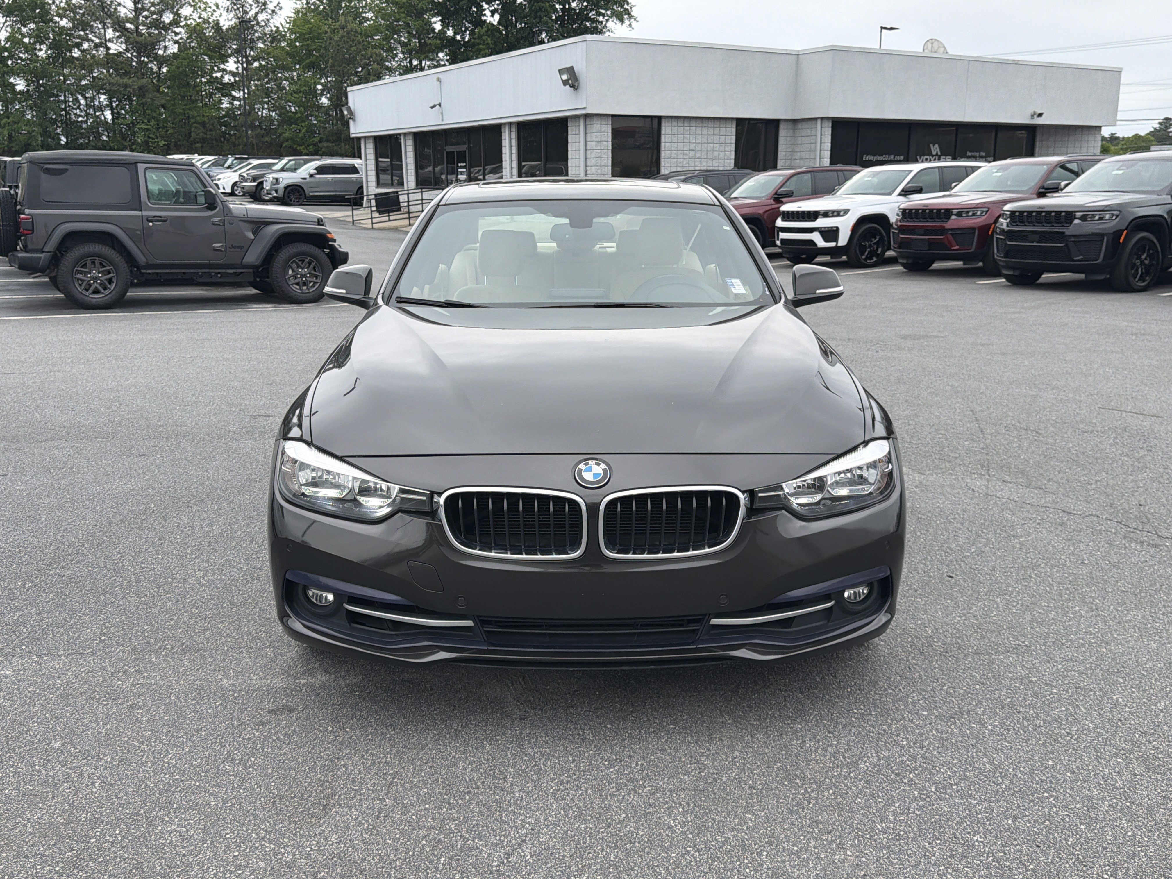 Used 2016 BMW 328i Sedan RWD image 2
