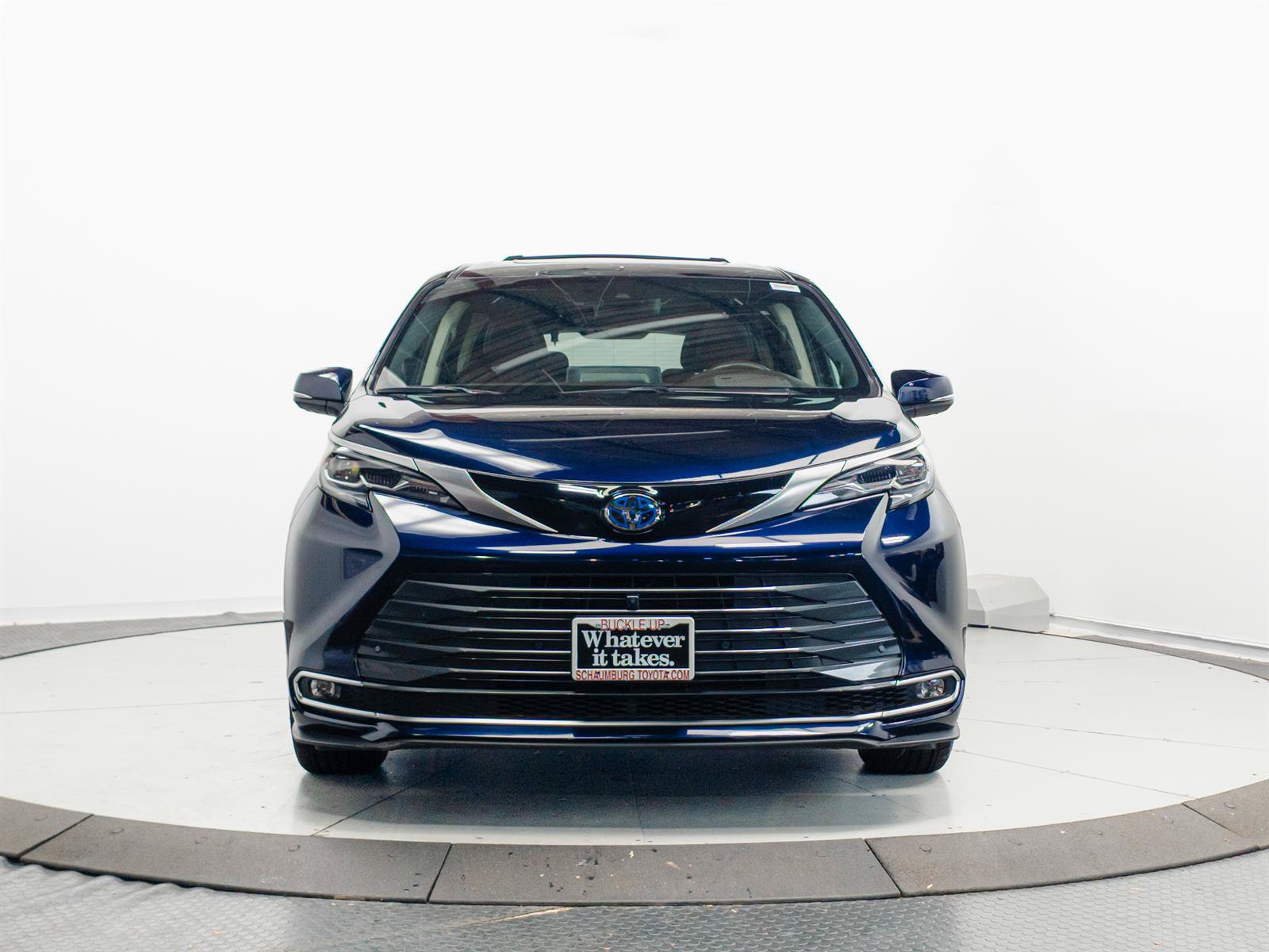 Certified 2024 Toyota Sienna Platinum AWD/4WD image 2