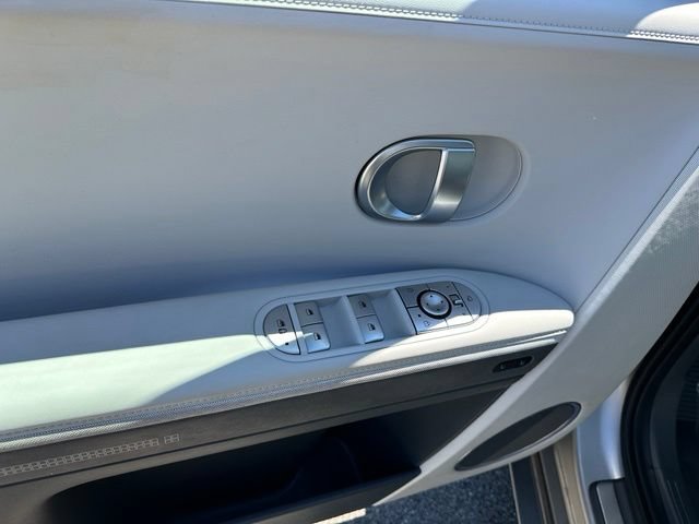 Used 2024 Hyundai Ioniq 5 Limited AWD/4WD image 22