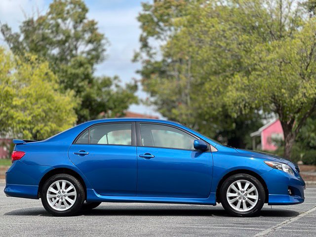 Used 2009 Toyota Corolla S w/ Sport Pkg FWD image 4