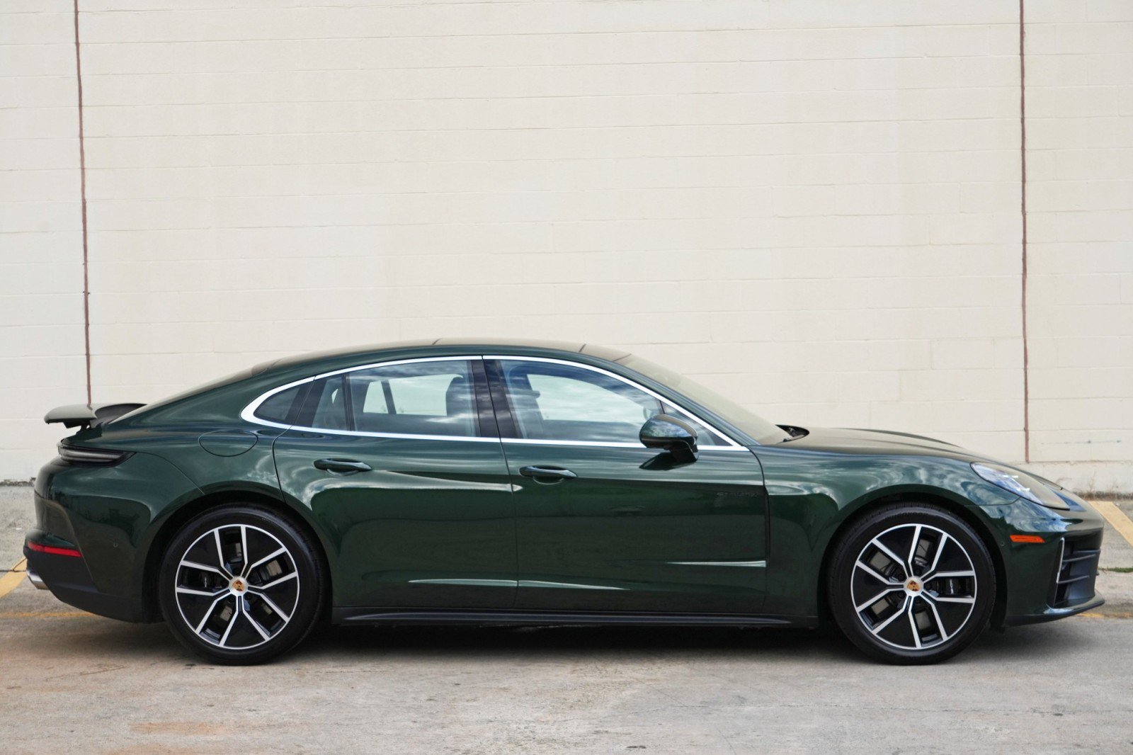 Used 2025 Porsche Panamera 4S w/ Premium Package AWD/4WD image 63