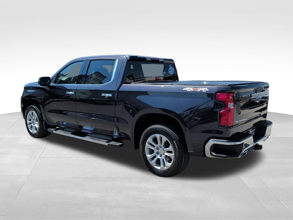 Used 2023 Chevrolet Silverado 1500 LTZ AWD/4WD image 7