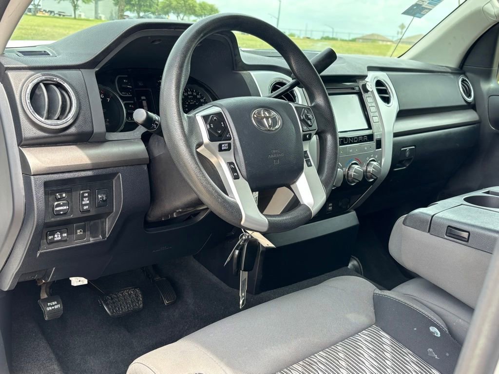 Used 2018 Toyota Tundra SR5 image 11