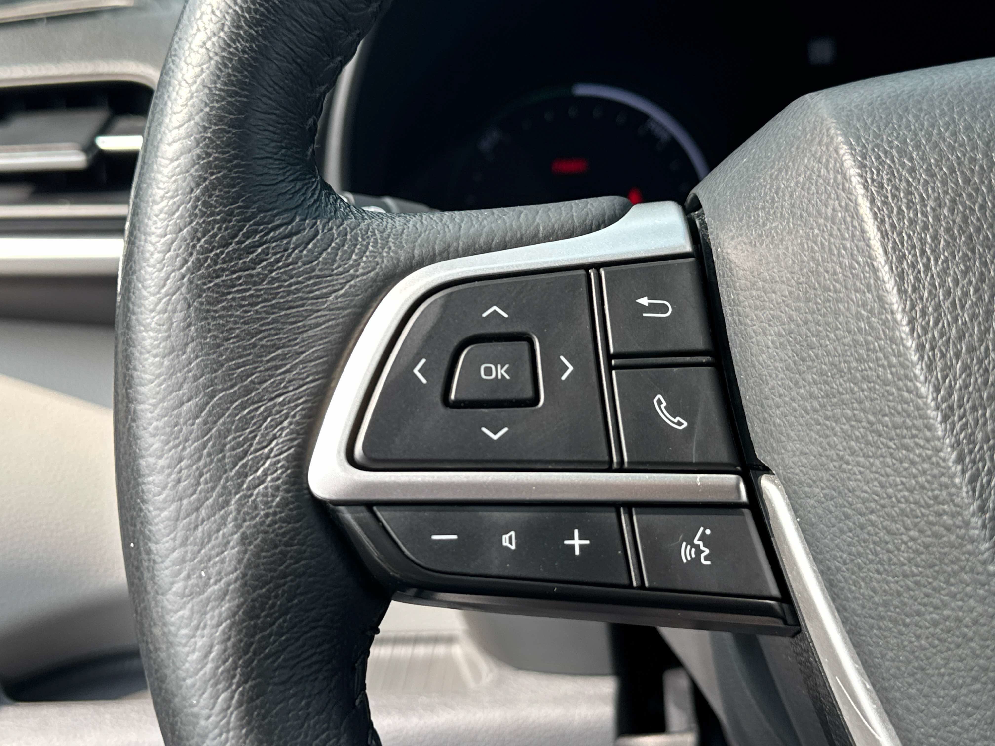 Used 2021 Toyota Sienna XLE FWD image 15