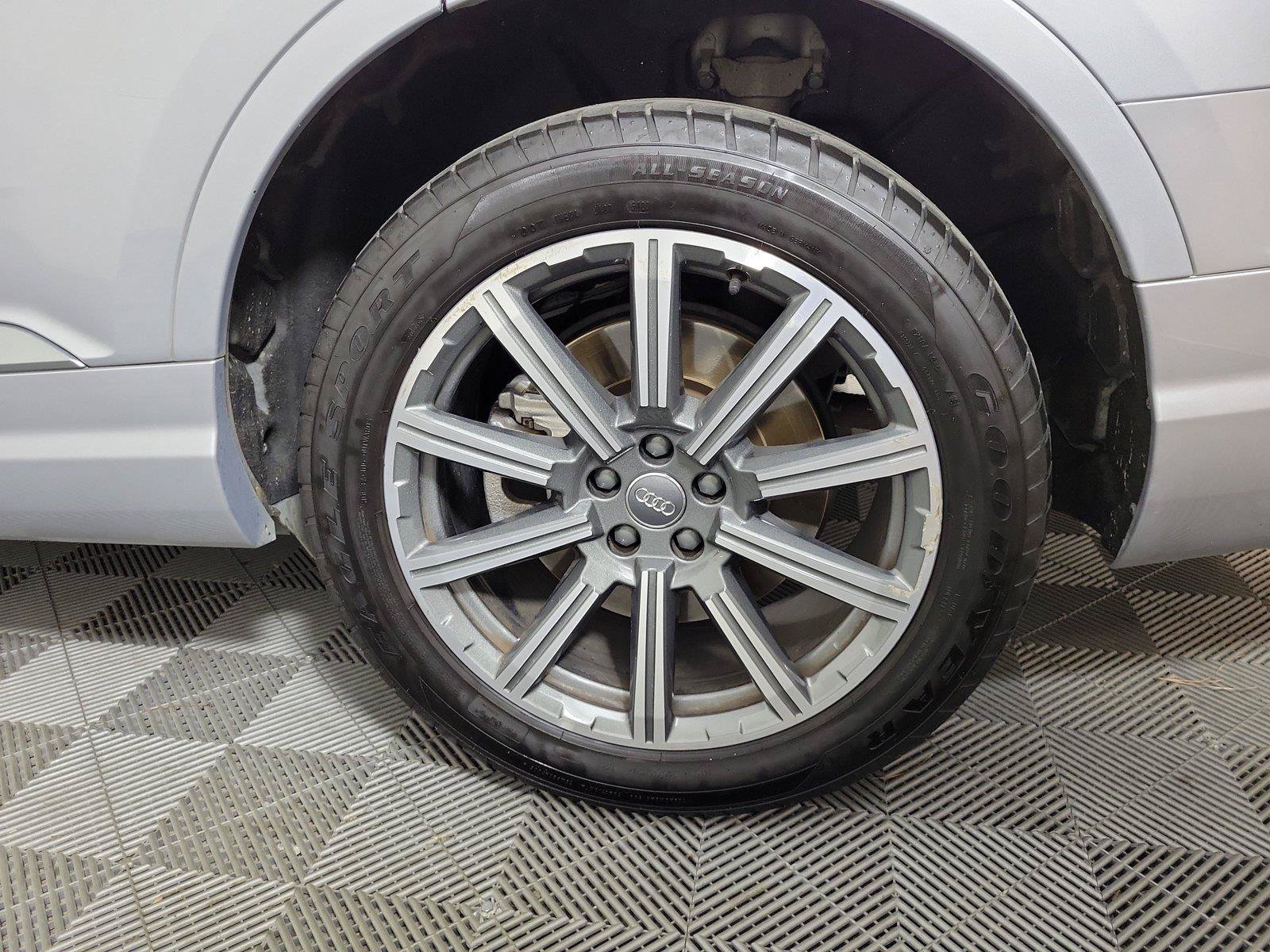 Used 2018 Audi Q7 2.0T Premium Plus AWD/4WD image 11