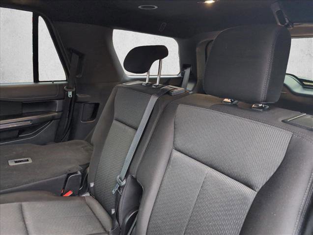 Used 2021 Ford Expedition XLT image 18