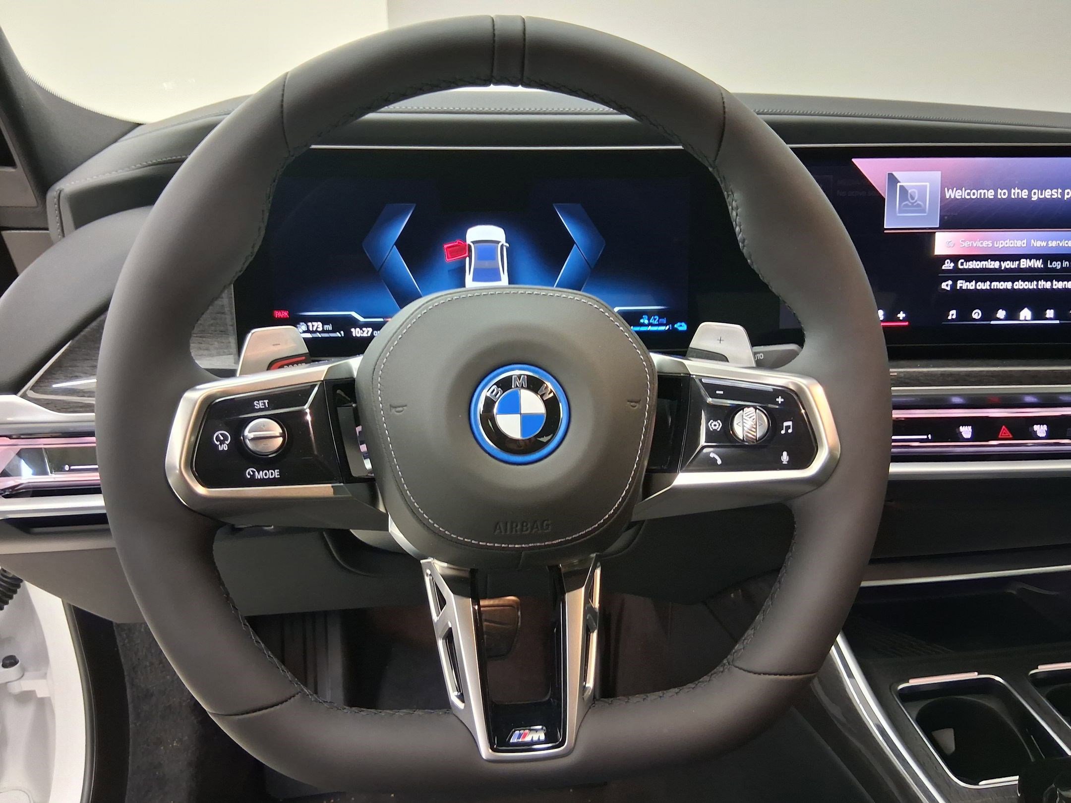 New 2026 BMW 750e xDrive w/ Premium Package AWD/4WD image 14