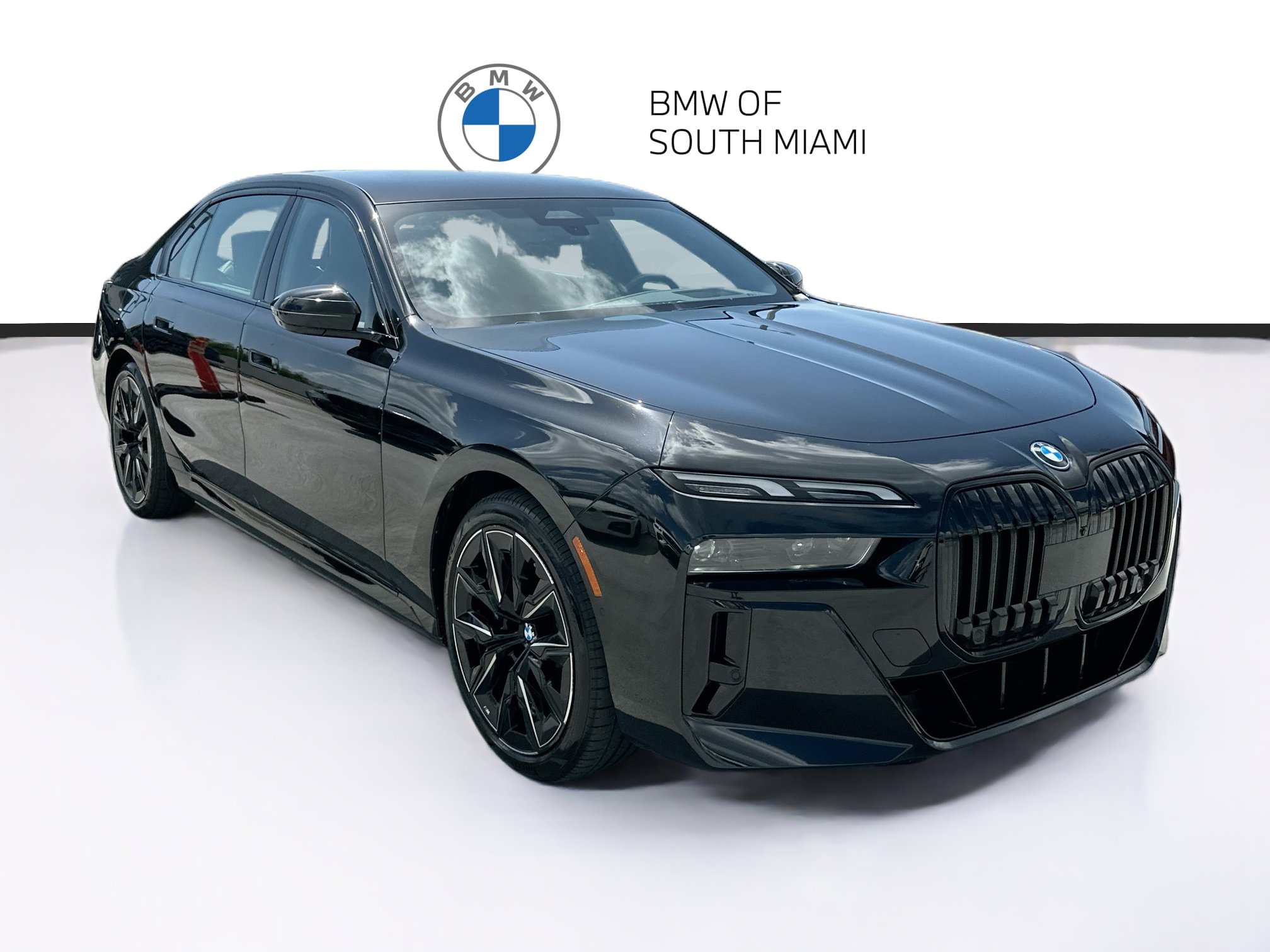 Used 2024 BMW i7 xDrive60 w/ Premium Package AWD/4WD video 1