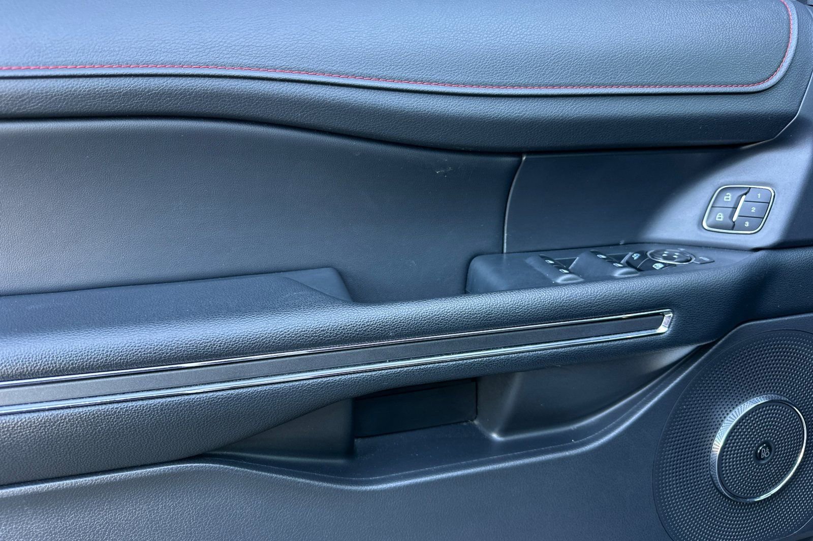 Certified 2023 Ford Expedition Max Limited image 10