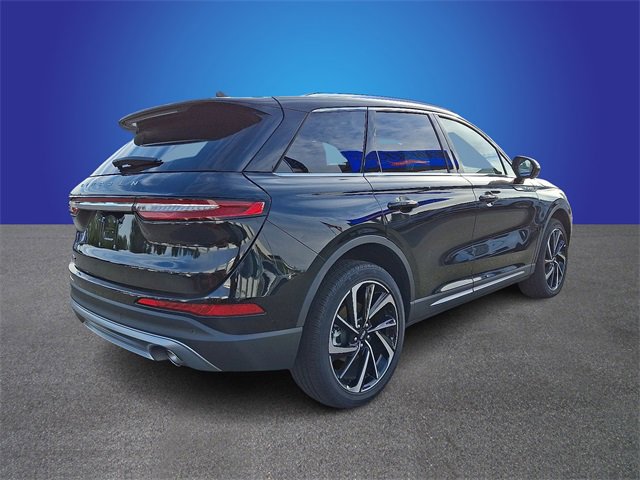 New 2024 Lincoln Corsair Reserve w/ Equipment Group 201A image 3