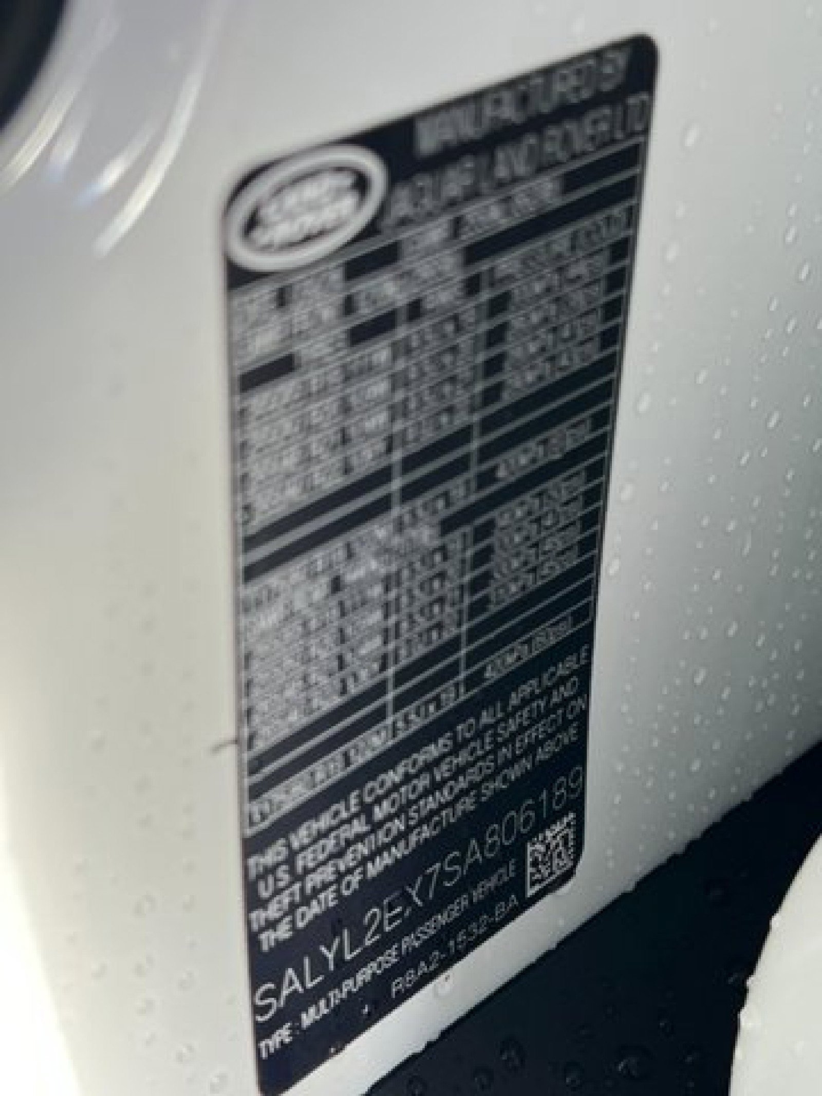 New 2025 Land Rover Range Rover Velar Dynamic SE image 19