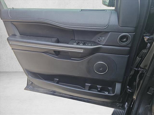 Used 2020 Ford Expedition XLT w/ Equipment Group 202A image 11