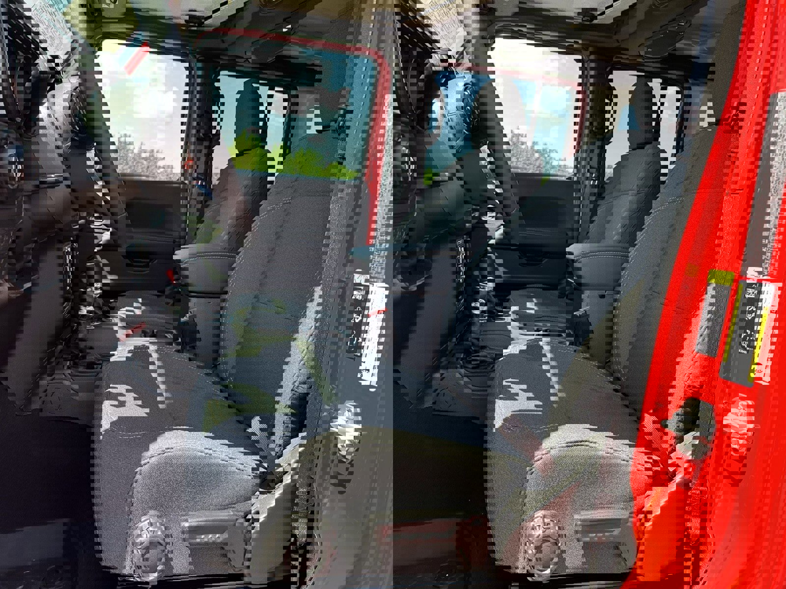 New 2025 Jeep Wrangler Sahara image 12