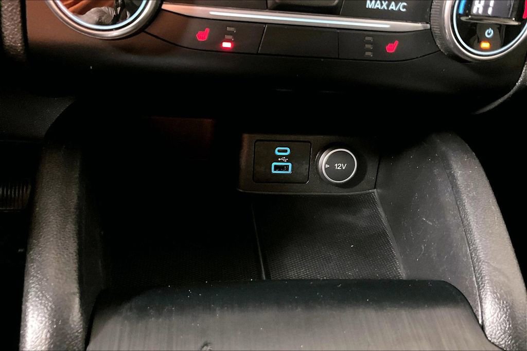 Used 2020 Ford Escape SE image 32