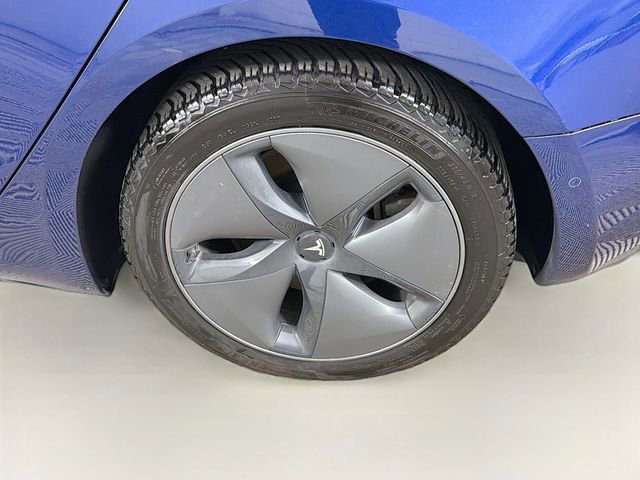Used 2020 Tesla Model 3 Standard Range RWD image 31