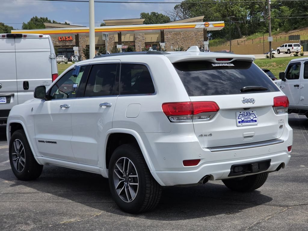 Used 2019 Jeep Grand Cherokee Overland AWD/4WD image 4