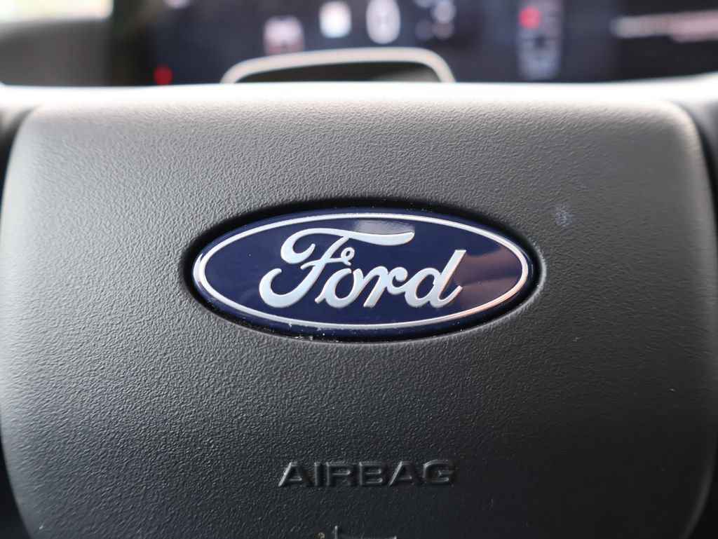Used 2025 Ford Expedition Max Platinum AWD/4WD image 30