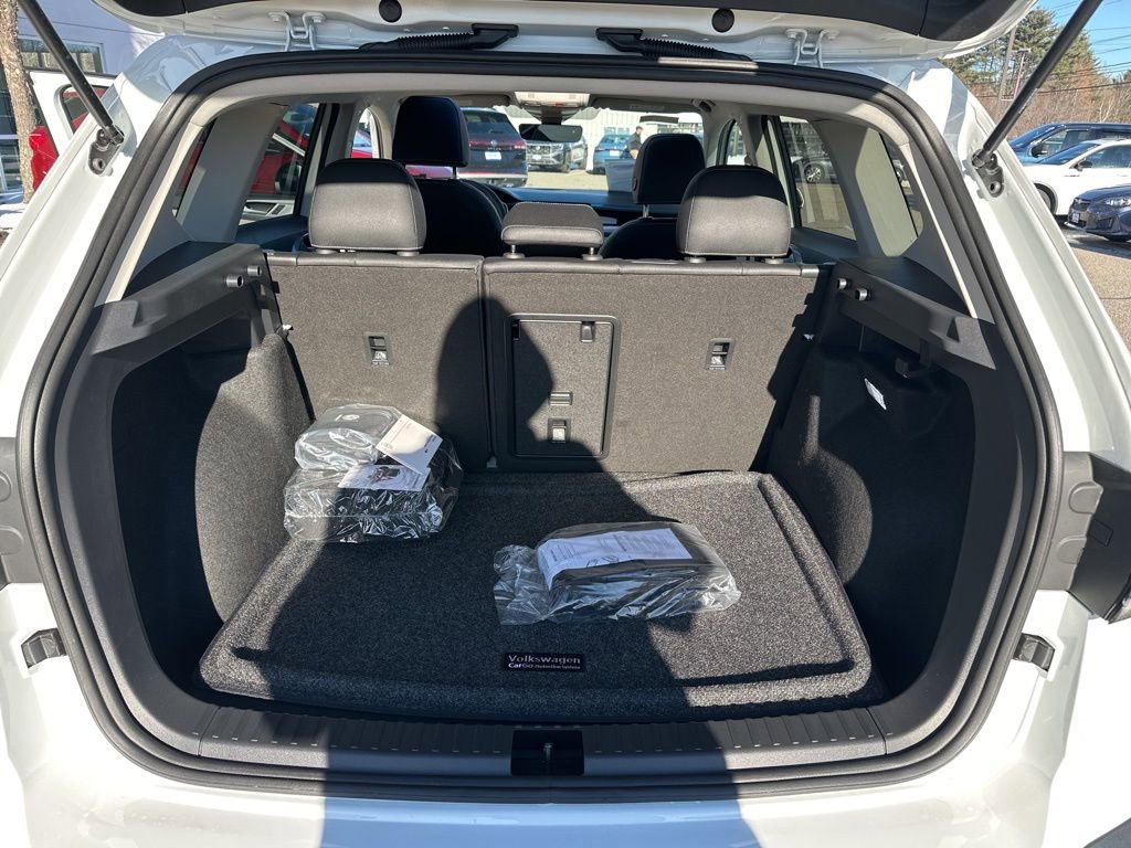 New 2026 Volkswagen Taos SEL image 24