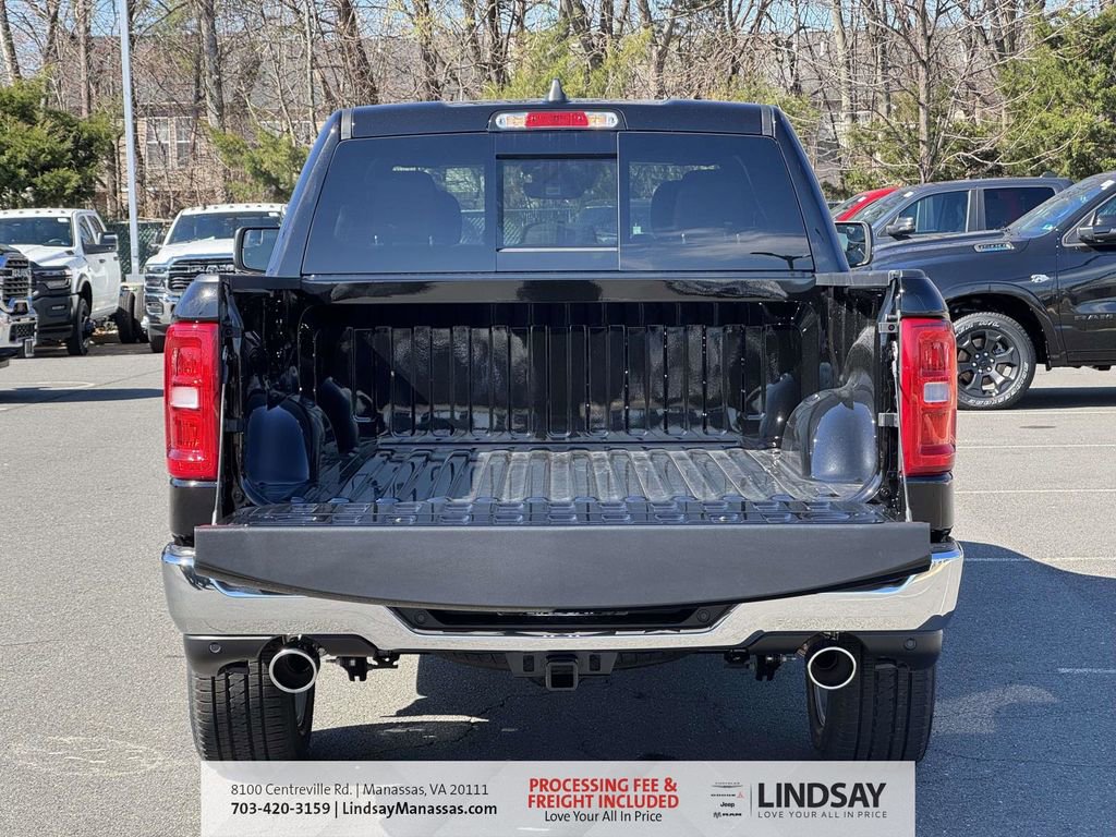 New 2026 RAM 1500 4x4 Crew Cab image 8