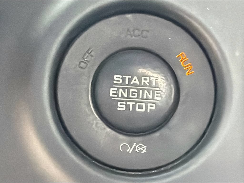 Used 2018 Jeep Wrangler Rubicon AWD/4WD image 32